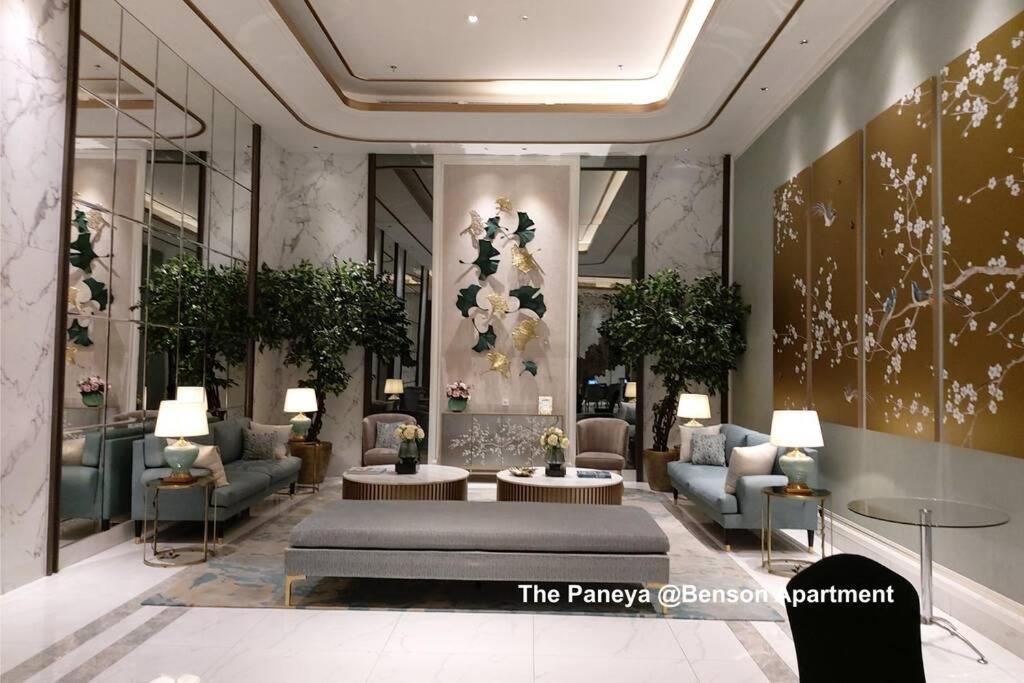 The Paneya @Benson Apartment Сурабая Екстериор снимка