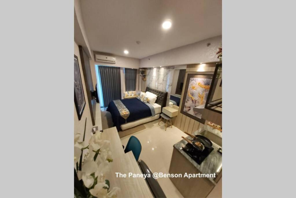 The Paneya @Benson Apartment Сурабая Екстериор снимка