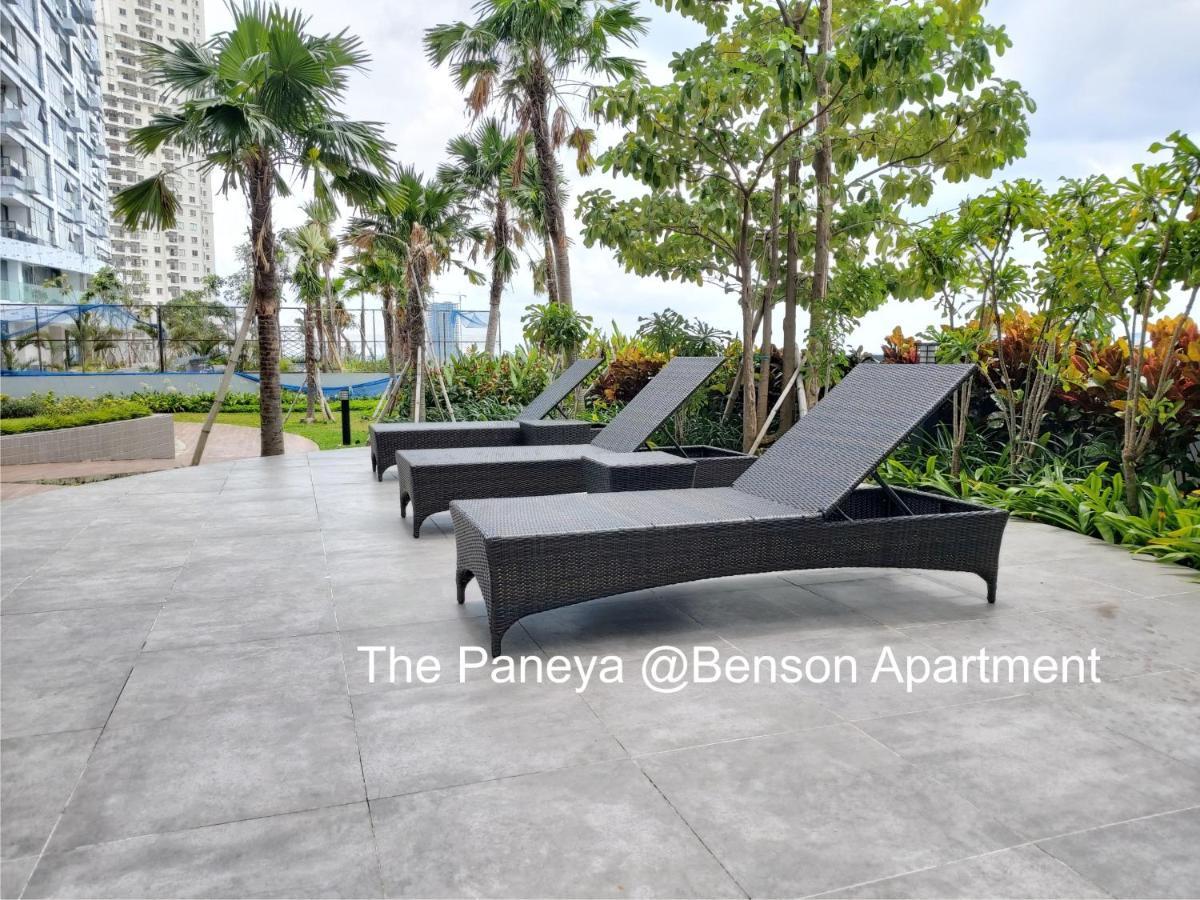 The Paneya @Benson Apartment Сурабая Екстериор снимка