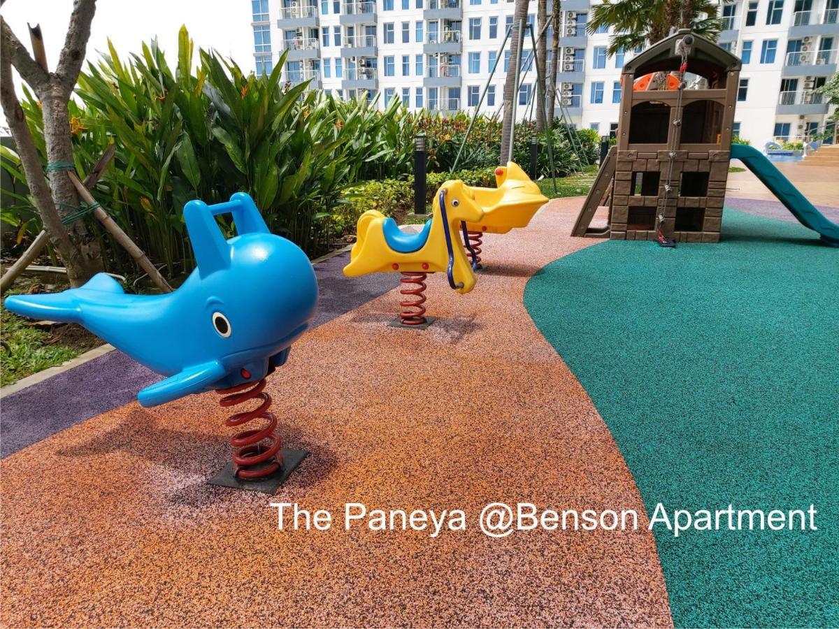 The Paneya @Benson Apartment Сурабая Екстериор снимка